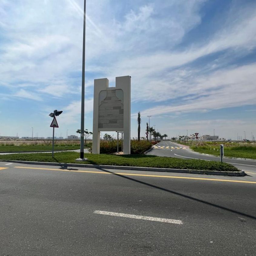 Only AED 180 Prime Location Villa Plot for Discerning Homeowners